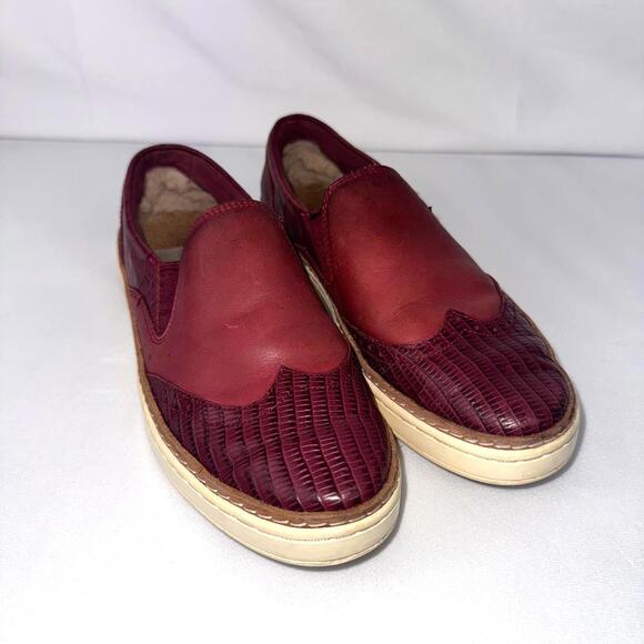Shoes - UGG Australia Hadria Croco Slip On - Size 6